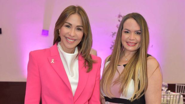 Mariasela Álvarez y Candy Cardy.