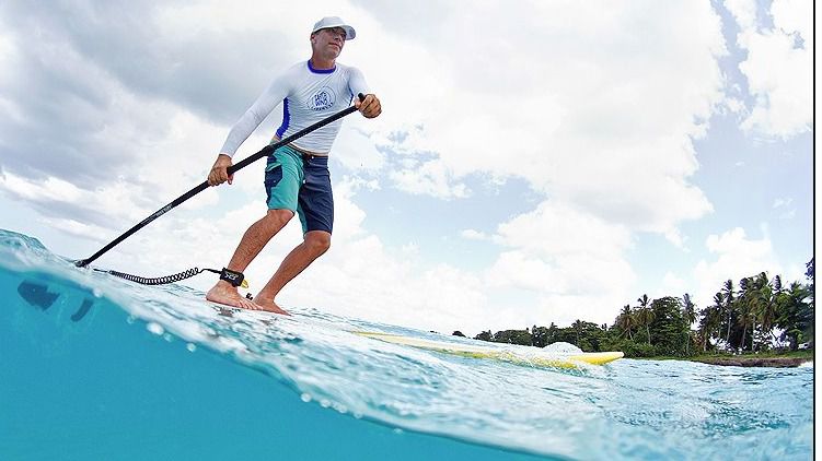 Competencia de Paddel en las costas de Barahona