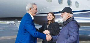 Abinader arriba a EE.UU. para participar de reunión anual de semiconductores