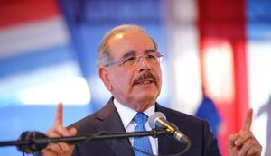 Danilo Medina enfatiza la importancia de la honestidad y transparencia en la política dominicana