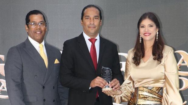 La Fundación Nikauly a Todo Corazón celebró con éxito la segunda 'Gran Gala de la Solidaridad Dominicana 2025'.