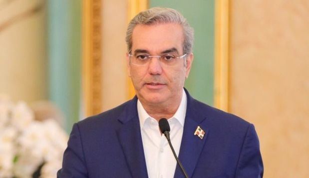 Abinader emite decreto para nuevos nombramientos en el gobierno.