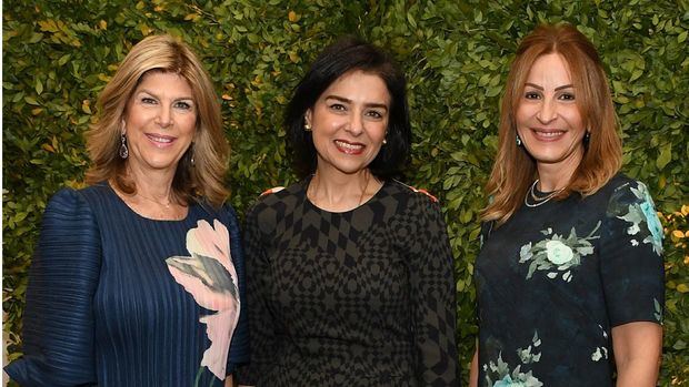 María Carmen Ricart, Sandra Sebelén y Katherine de Heinsen.