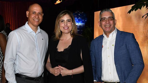 Alejandro Alcántara, Andrea Velásquez y Felipe Constanzo.