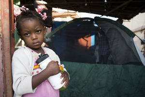 La precariedad hospitalaria afecta la asistencia a las víctimas del sismo en Haití