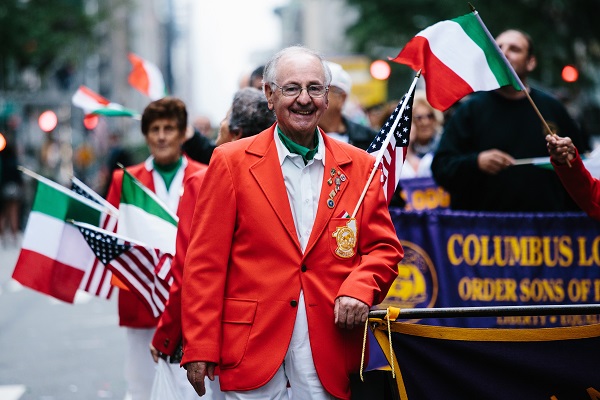 Desfile de la colonia italiana