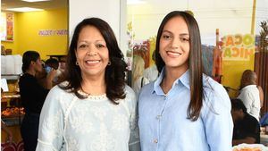 Ana Luisa Andújar y iara Ureña.