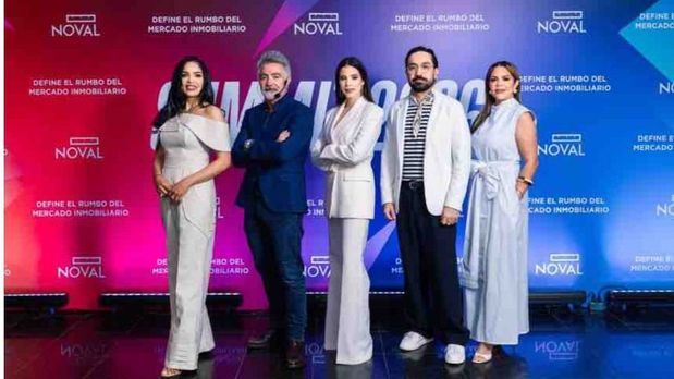 Iris Espinal, César Latrilla, Lorena Sevilla, Andrés Melan y Yahaira Batista.