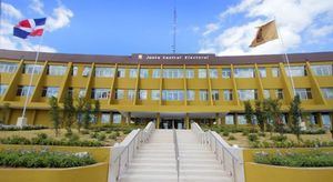 JCE iniciará en mayo renovación de cédula en el exterior