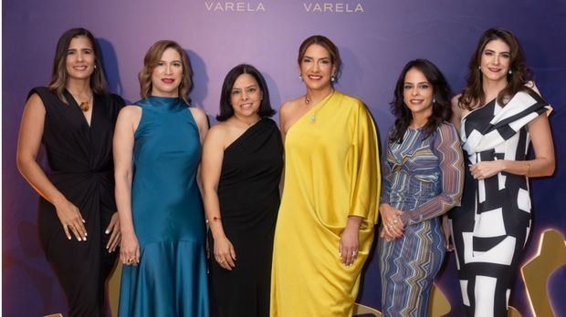 Chabeli Luna,Francis Lora, Claritza Mendez, Mery Melo, Annabelle Bencosme, Sasha Aquino.