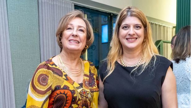 Sonia de Alvarez y Cristina Marra.