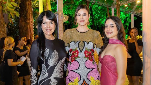 Sarah Viñas, Renata Soñé y Isabel Soñé.