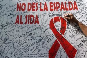 Unas 11,000 personas desconocen que portan el VIH en RD