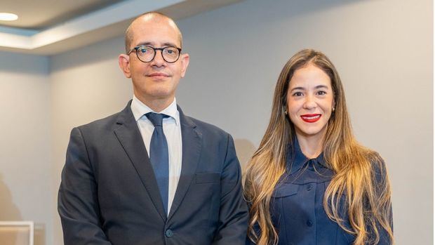 Ignacio Peñalver y Yuribell Chez.