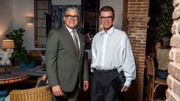 Martín Valdéz y Sócrates McKinney.