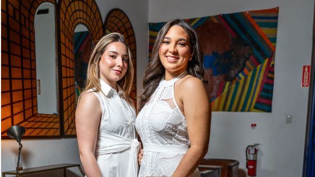 Liznaya Adames y Anna Paola Palacios.