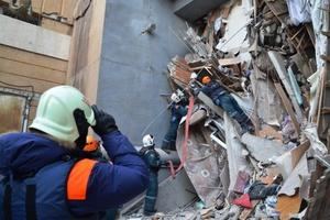 Ascienden a 22 los muertos en el derrumbe de un edificio en los Urales