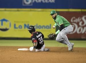 Toros ganan cuarto al hilo y siguen en la cima del béisbol dominicano