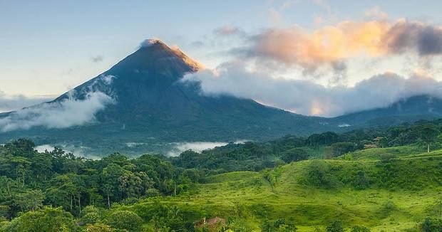 Costa Rica recupera el 63 % de los turistas que tenía antes de la pandemia