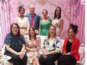 Amipharma Dominicana celebra 15 años de su tradicional Tarde de Té en honor a oncólogas y especialistas