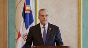 Presidente Abinader destaca la importancia de la estabilidad fiscal y económica al promulgar la Ley 30-26