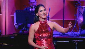 Nathalie Peña-Comas estrena el video de su tema 'Esclavo y Amo'