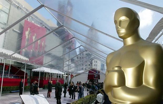 La Academia de Hollywood rectifica y no entregará Óscar durante los anuncios