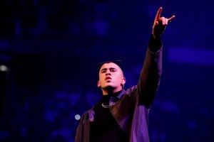 Bad Bunny abre gira mundial con J Balvin y Wisin y Yandel como invitados