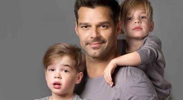 Ricky Martín y sus hijos