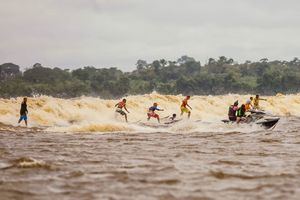 La Pororoca: la ola 'mágica' en el encuentro del río Amazonas con el mar 
