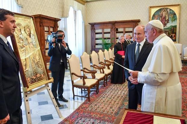 El papa y Putin hablaron sobre la situación en Venezuela, Siria y Ucrania
