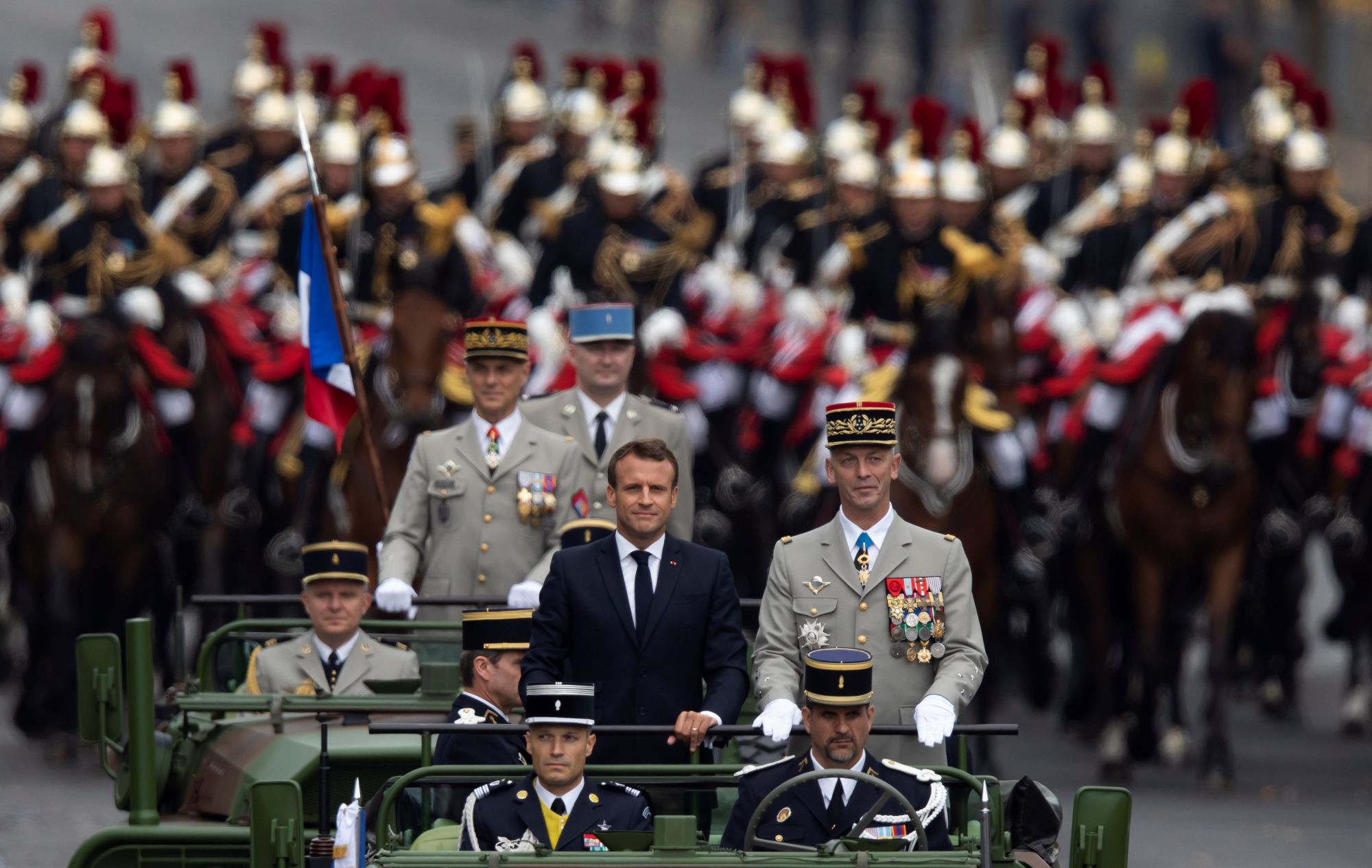 Francia da a su fiesta nacional una dimensión europea