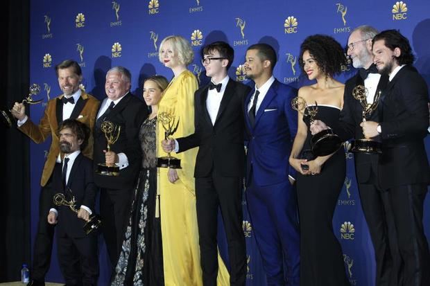 Los Emmy buscan serie para ocupar su trono tras el fin de 'Game of Thrones'
El elenco de Game of Thrones