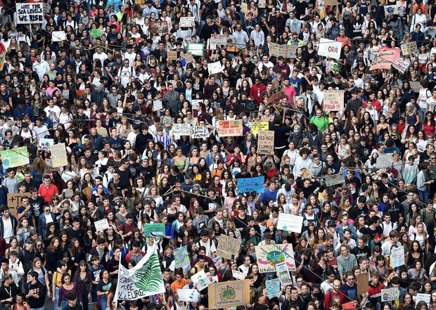 Un millón de personas se manifiestan en Italia en defensa del medio ambiente.
