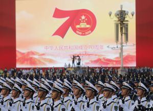 China exhibe su poderío militar en un desfile que ensalza el liderazgo de Xi