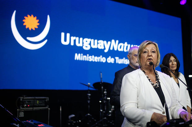 La ministra de Turismo de Uruguay, Liliam Kechichián, fue registrada este lunes, durante la presentación de la temporada de verano 2020, en el marco de la Feria Internacional de Turismo (FIT) de América Latina, en Buenos Aires (Argentina).