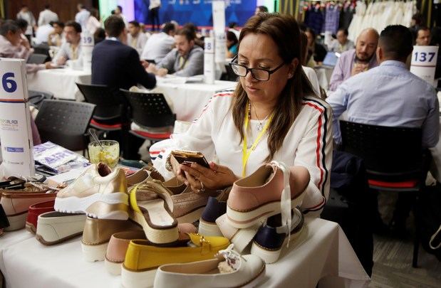 Un grupo de empresarios fue registrado este jueves, durante el segundo día del encuentro comercial Expo Aladi 2019, en Bucaramanga (Colombia). 