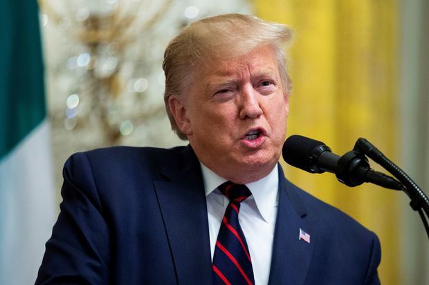 El presidente de los Estados Unidos, Donald J. Trump, hace declaraciones en una recepción en la Sala Este de la Casa Blanca en Washington.