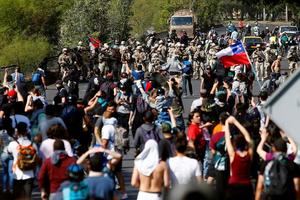 Diputados de Chile aprueban un proyecto para anular el alza a la tarifa del metro