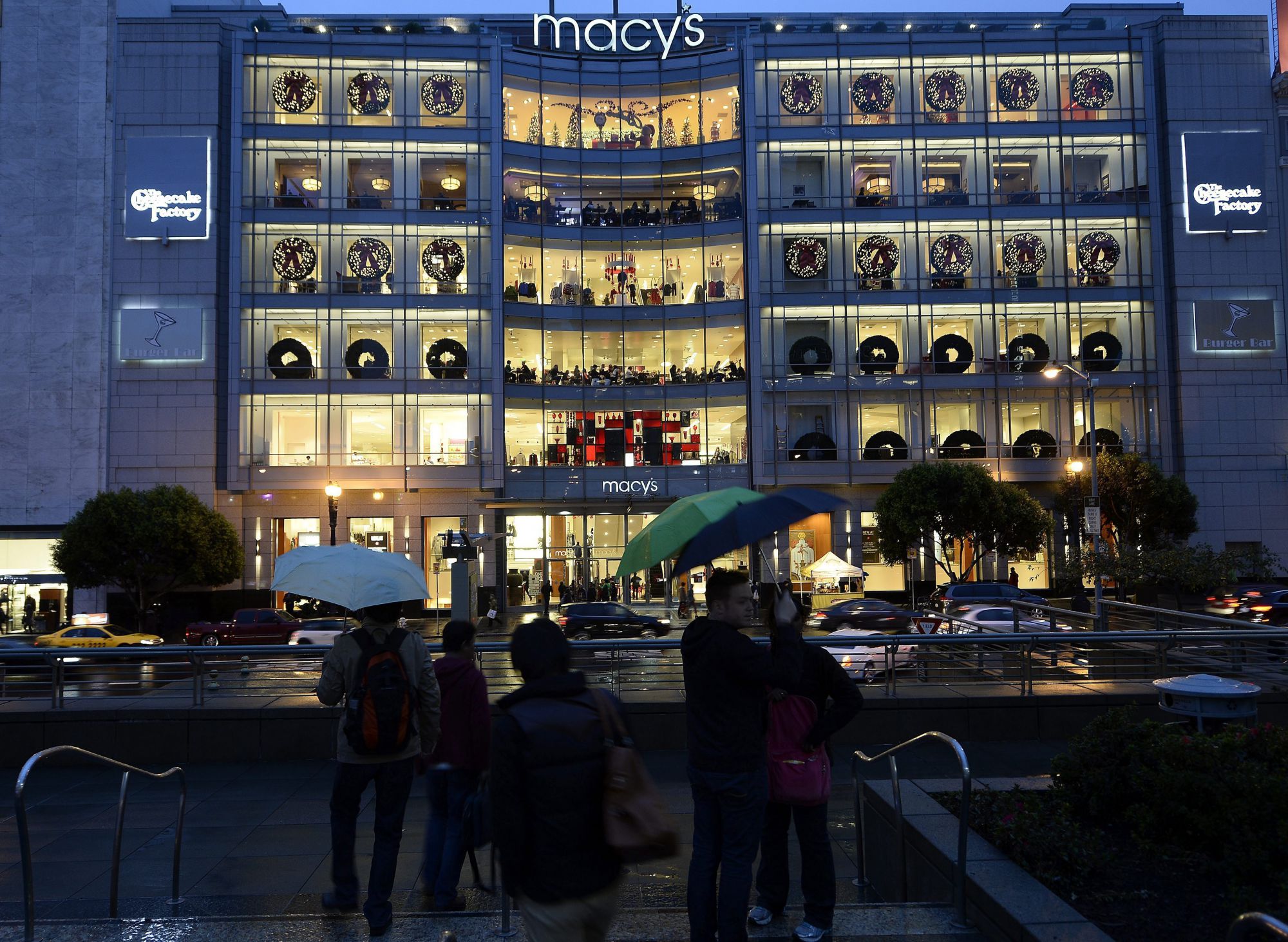 La cadena de grandes almacenes Macy's ya no venderá productos de piel | DiarioHispaniola l Un ...