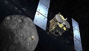 Una sonda nipona viaja de vuelta a la Tierra con muestras de un remoto asteroide