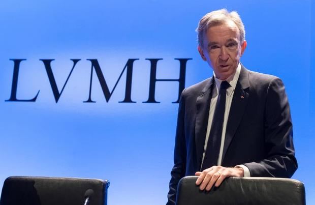 El presidente ejecutivo del grupo francés del lujo Louis Vuitton Moët Hennessy (LVMH), Bernard Arnault 