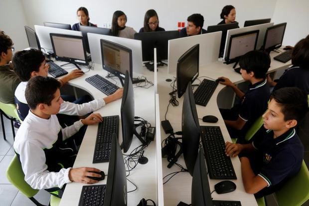 Fotografía de 18 de septiembre de 2019, de estudiantes del Centro Educativo para Altas Capacidades (Cepac) en la ciudad mexicana de Guadalajara. 