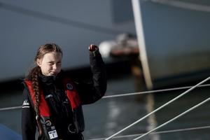 Greta Thunberg vuelve a Europa con la bandera de los jóvenes "enfadados"