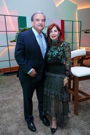 Elías Wessin y Angie de Wessin