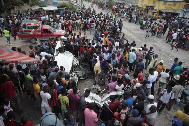 Suben a seis los muertos en un accidente de avión en una zona urbana de Puerto Prí­ncipe.
