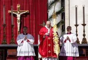El papa reclama una "tregua pascual" en Ucrania en el Domingo de Ramos