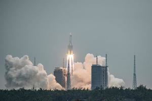 China enví­a con éxito al espacio un módulo clave para su estación espacial