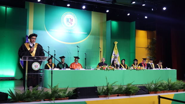 UCSD celebra su 99.ª graduación ordinaria e inviste a 597 nuevos profesionales