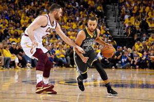 Warriors controlan la final de la NBA